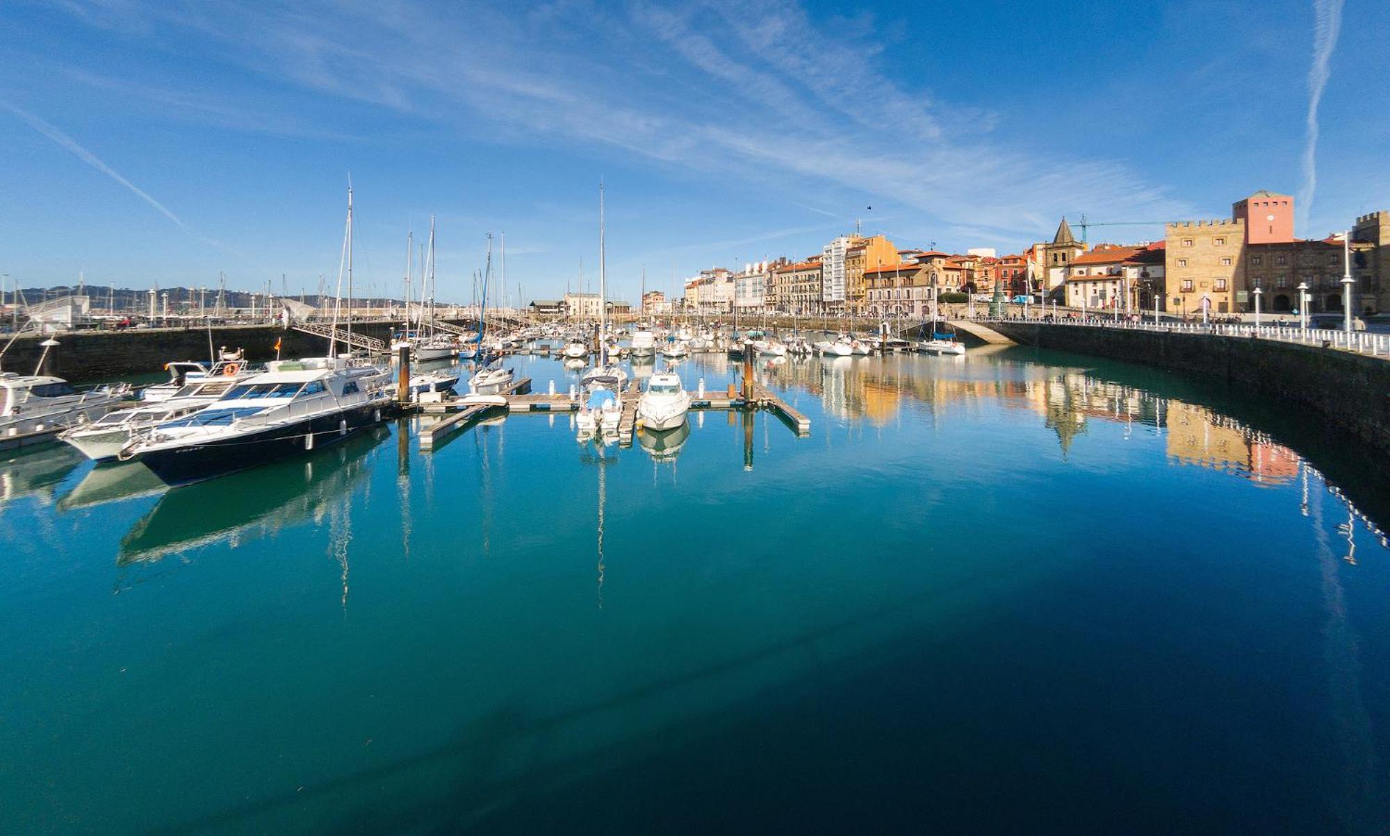 Espacio Moderno En Gijon Playa Eksteriør bilde